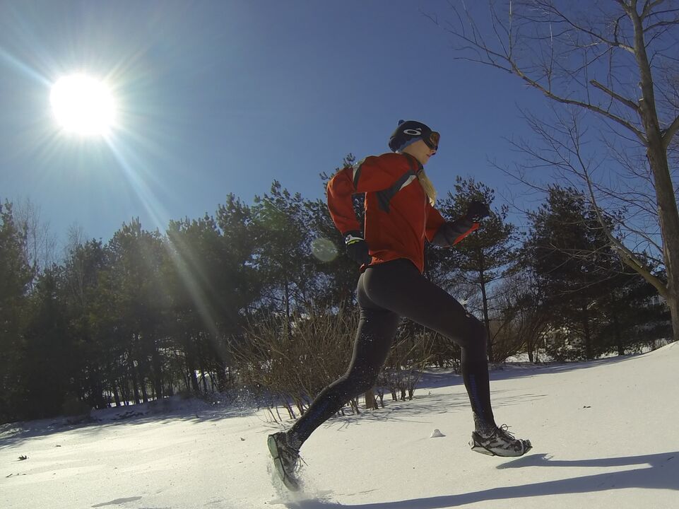 Exercising in the cold can cause a cold, so you need to wear thermal underwear